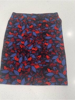 LuLaRoe Pencil Skirt in Black, Blue & Red Leaf Print